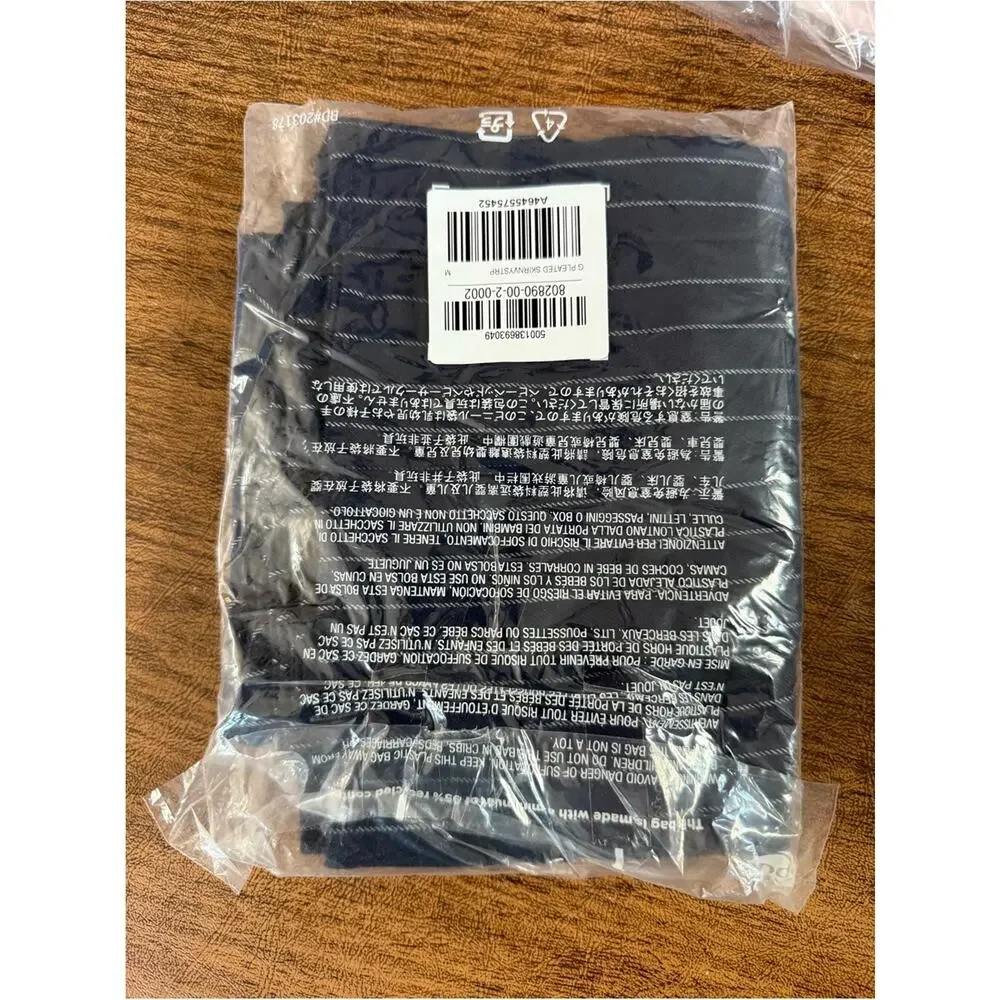 Old Navy Navy Stripe Pleated Twill Skirt